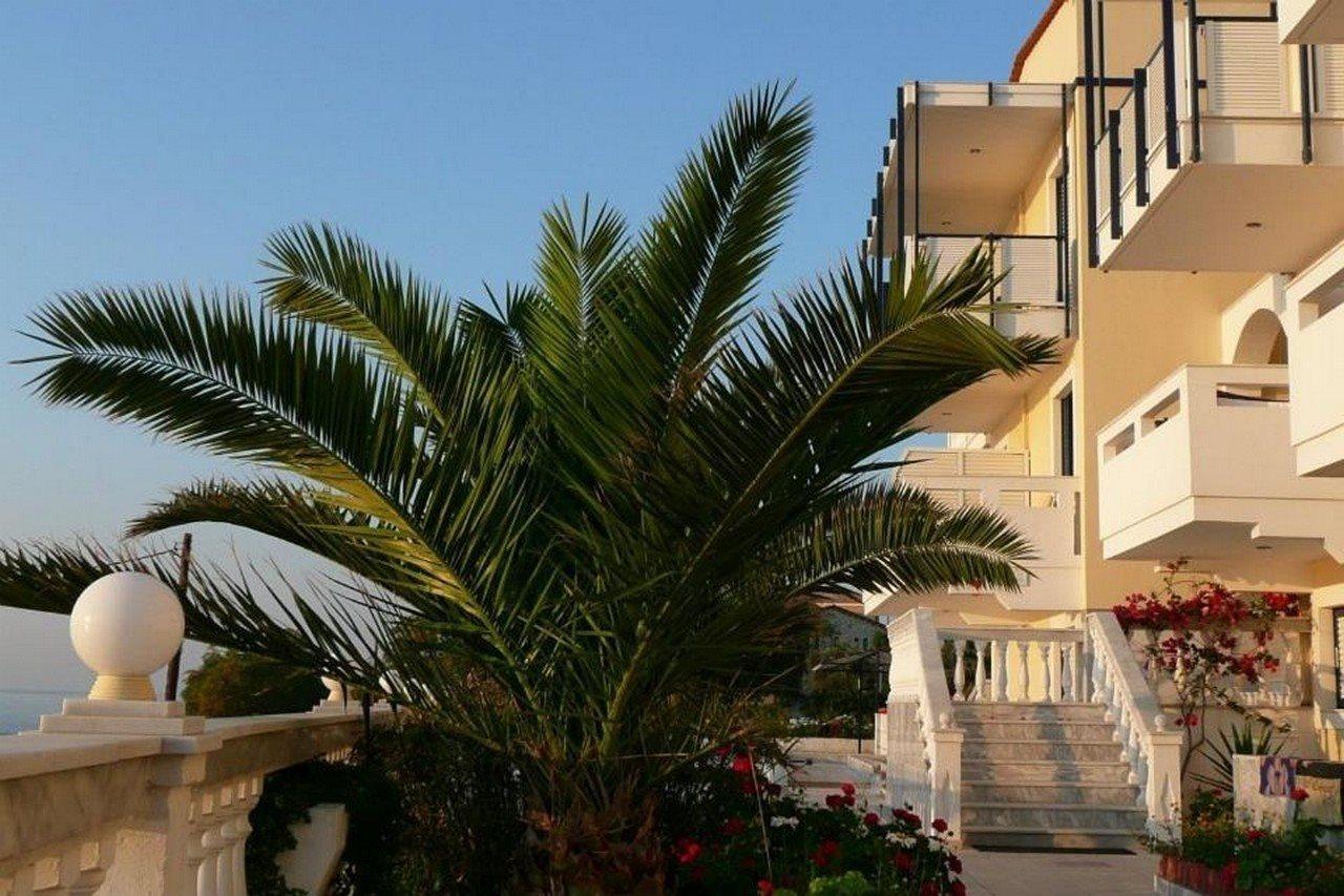 Ostria Seaside Studios And Apartments Katarráktis Extérieur photo