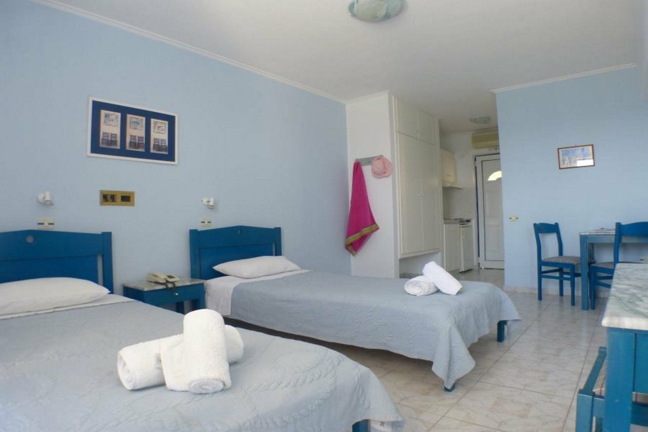Ostria Seaside Studios And Apartments Katarráktis Extérieur photo