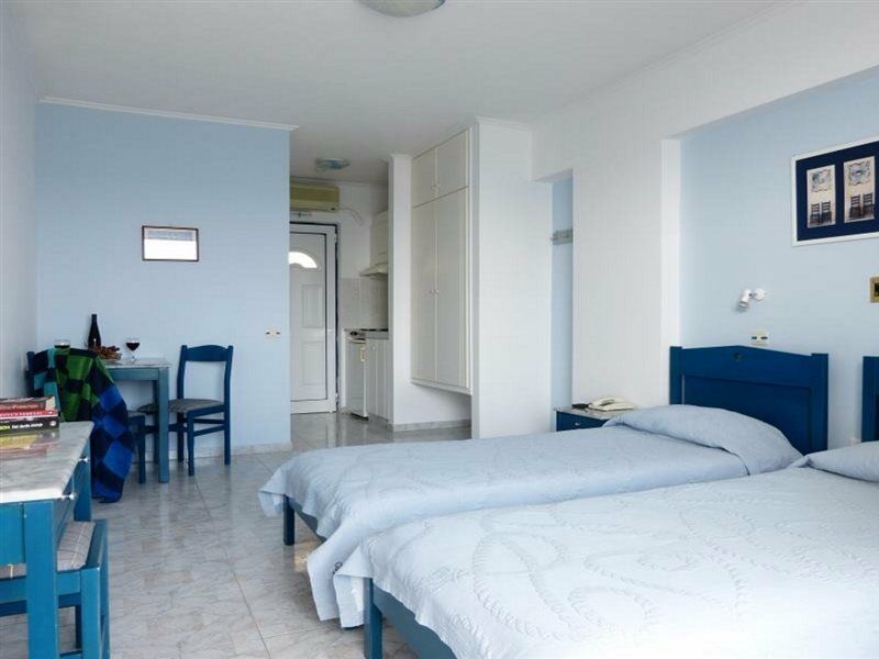 Ostria Seaside Studios And Apartments Katarráktis Extérieur photo
