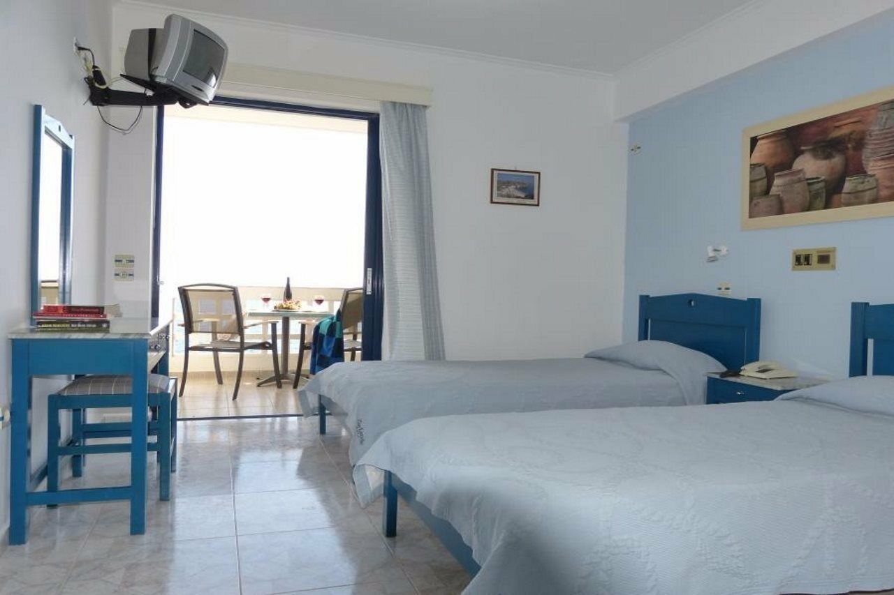 Ostria Seaside Studios And Apartments Katarráktis Extérieur photo