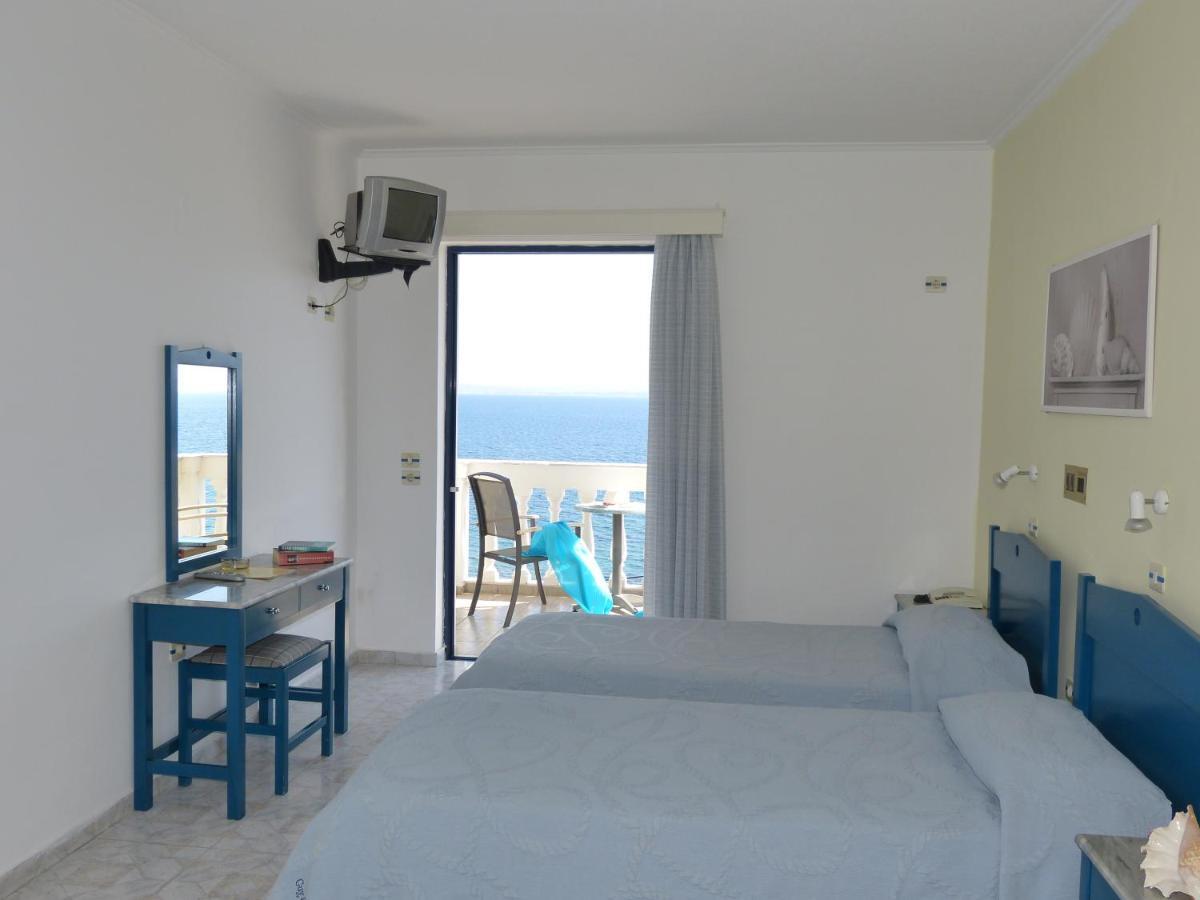 Ostria Seaside Studios And Apartments Katarráktis Chambre photo